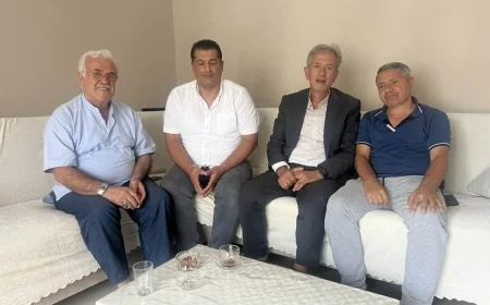 Bugün Arnavutköy’de vefat eden Seyfettin Köroğlu abimizin oğulları Enes ve Veli’ye taziye ziyaretinde bulunduk. Operasyon geçiren Erdal Doğan abimize geçmiş olsun dileklerimizi ilettik. Ayrıca üyemiz Veli Kıştan’ın oğlunun düğününe katılarak genç çifte mutluluklar diledik. Oda olarak her koşulda üyelerimizin yanında olmaya devam ediyoruz.