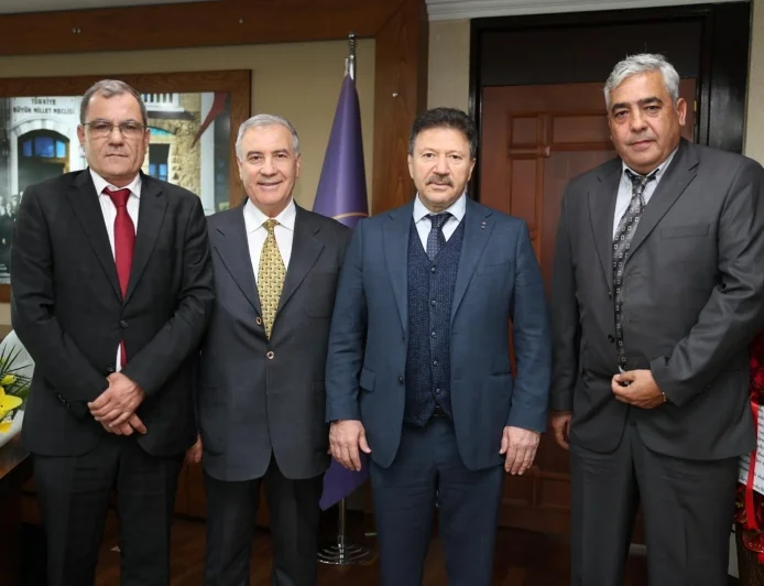 TESK Başkanı Sayın MEHMET YİĞİNER’i yeni görevinden dolayı tebrik ediyor, başkanlığının esnaf ve sanatkâr camiamıza hayırlı olmasını diliyoruz.
